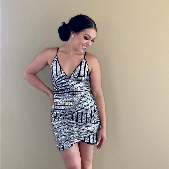 XS sparkle, cut out mini dress - Picture 2 of 4